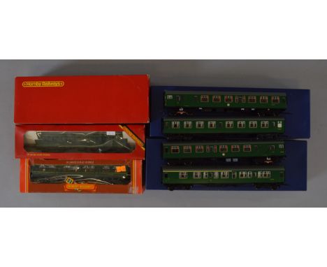 OO Gauge. Bachmann 4 car EMU set BR Southern green & Hornby 2 car DMU set BR green, with 2 additional coaches. G boxed/unboxe