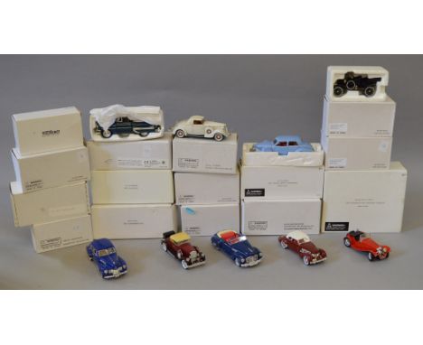 Sixteen boxed diecast model cars, mostly 1/32 scale, by Signature, Arko and others together with  six unboxed models, overall