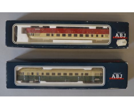 H0 scale 2 x Electrotren Autorail rail cars. Ref 2120 Nord & Ref 2124 SNCS. Overall G in F boxes.