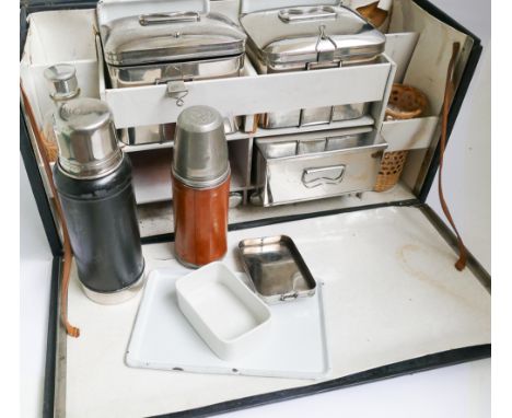 Early 20th century Drew & Sons of Piccadilly London black vintage car fitted picnic set      the plastic lining is startingto