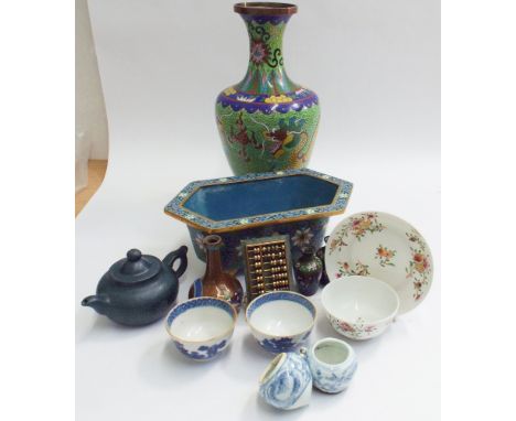 Collection of Chinese porcelain and cloisonne items to include tea bowl and saucer decorated with pomegranates and flowers, p