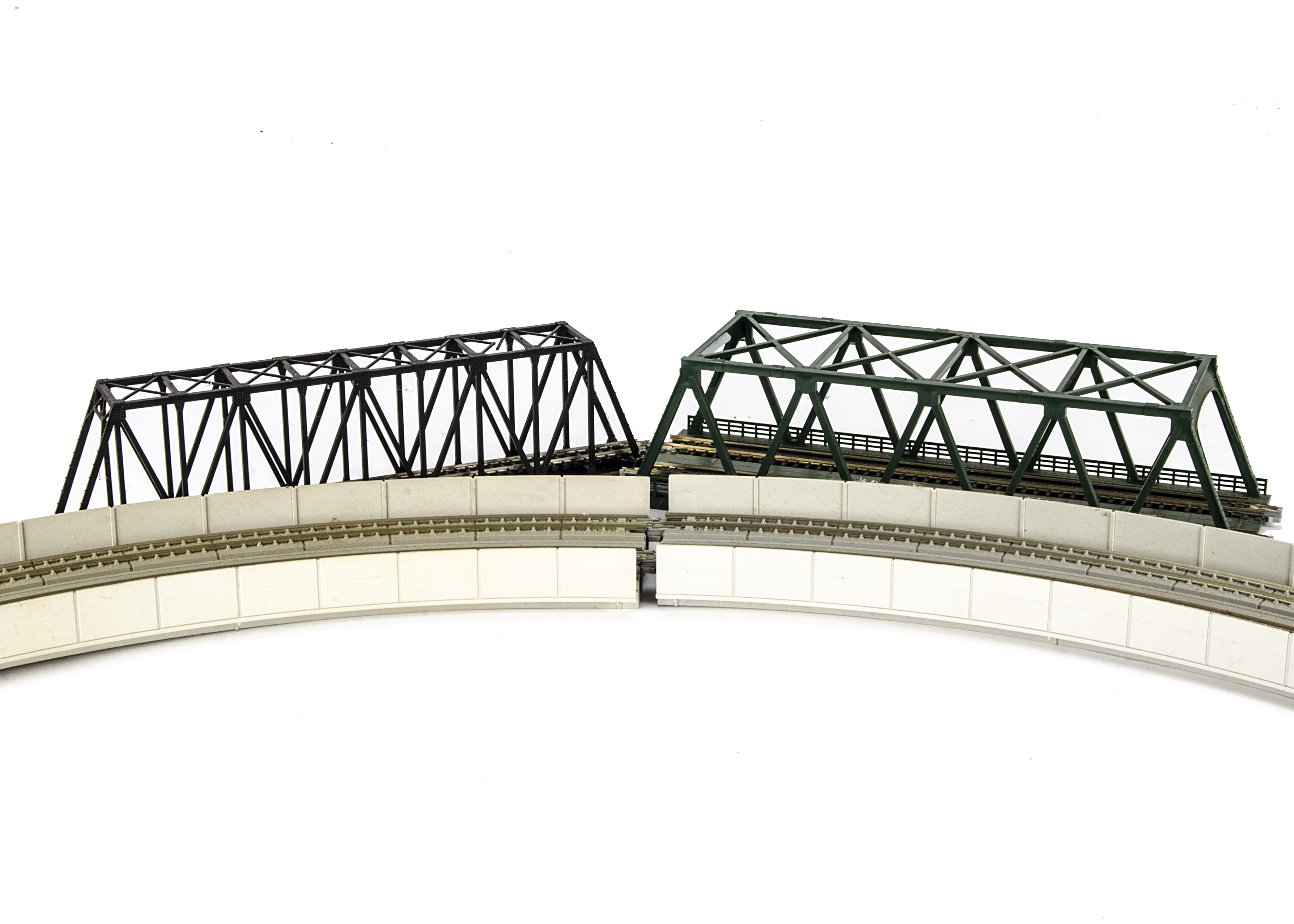Kato Unitrack N Gauge Bridge Assembly, comprising of No.23083 double