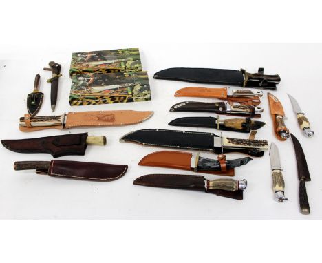 MISCELLANEOUS ANTLER HANDLED HUNTING KNIVES 
