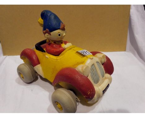 Vintage rubber Noddy car, reg no NOD1, push a long toy, in very good condition. UK P&amp;P Group 1 (£16+VAT for the first lot