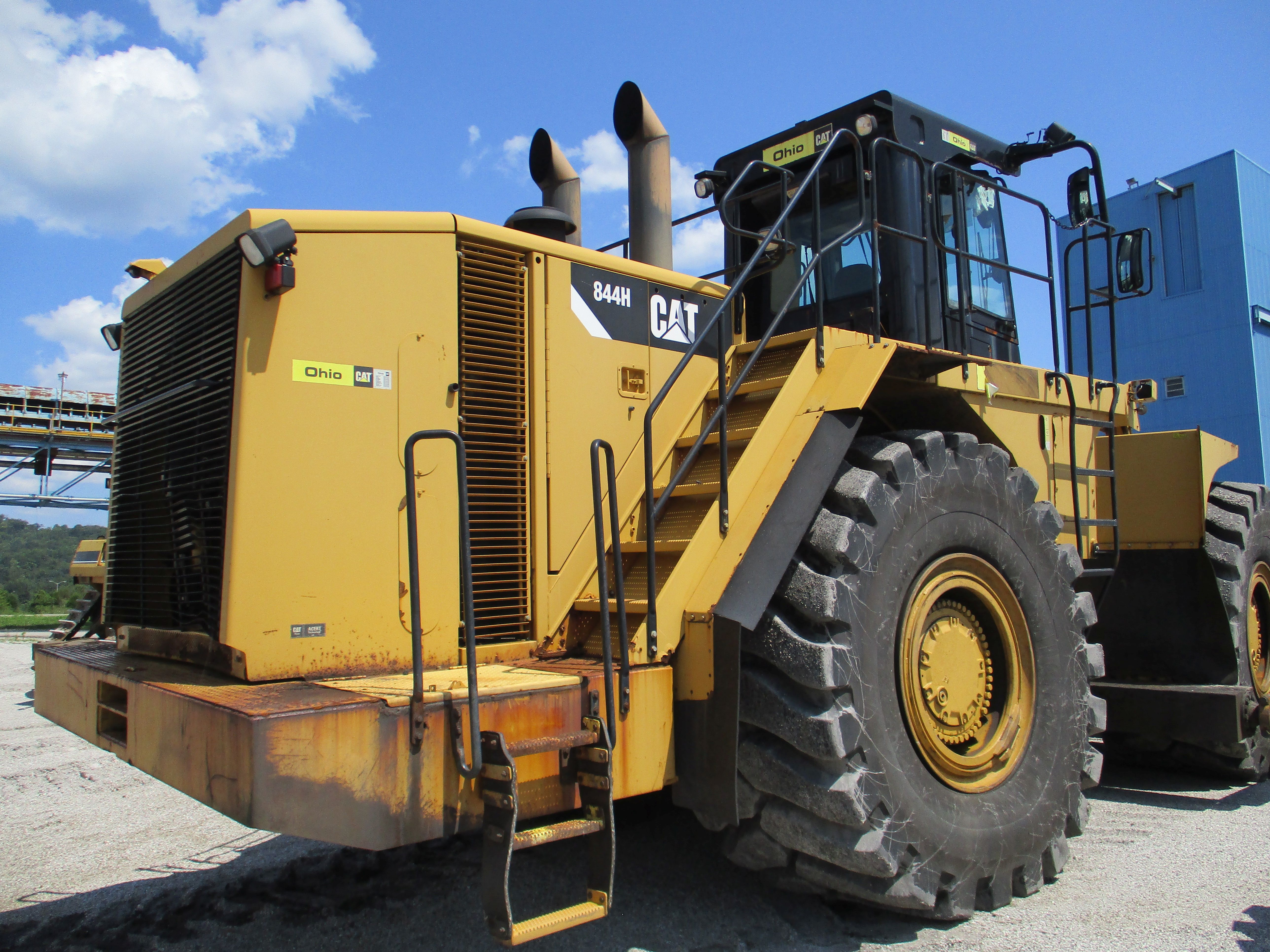 CATERPILLAR MODEL 844H 4WHEEL DRIVE ARTICULATING RUBBER TIRE DOZER; S/N CAT0844HKBTW00177, 45/65