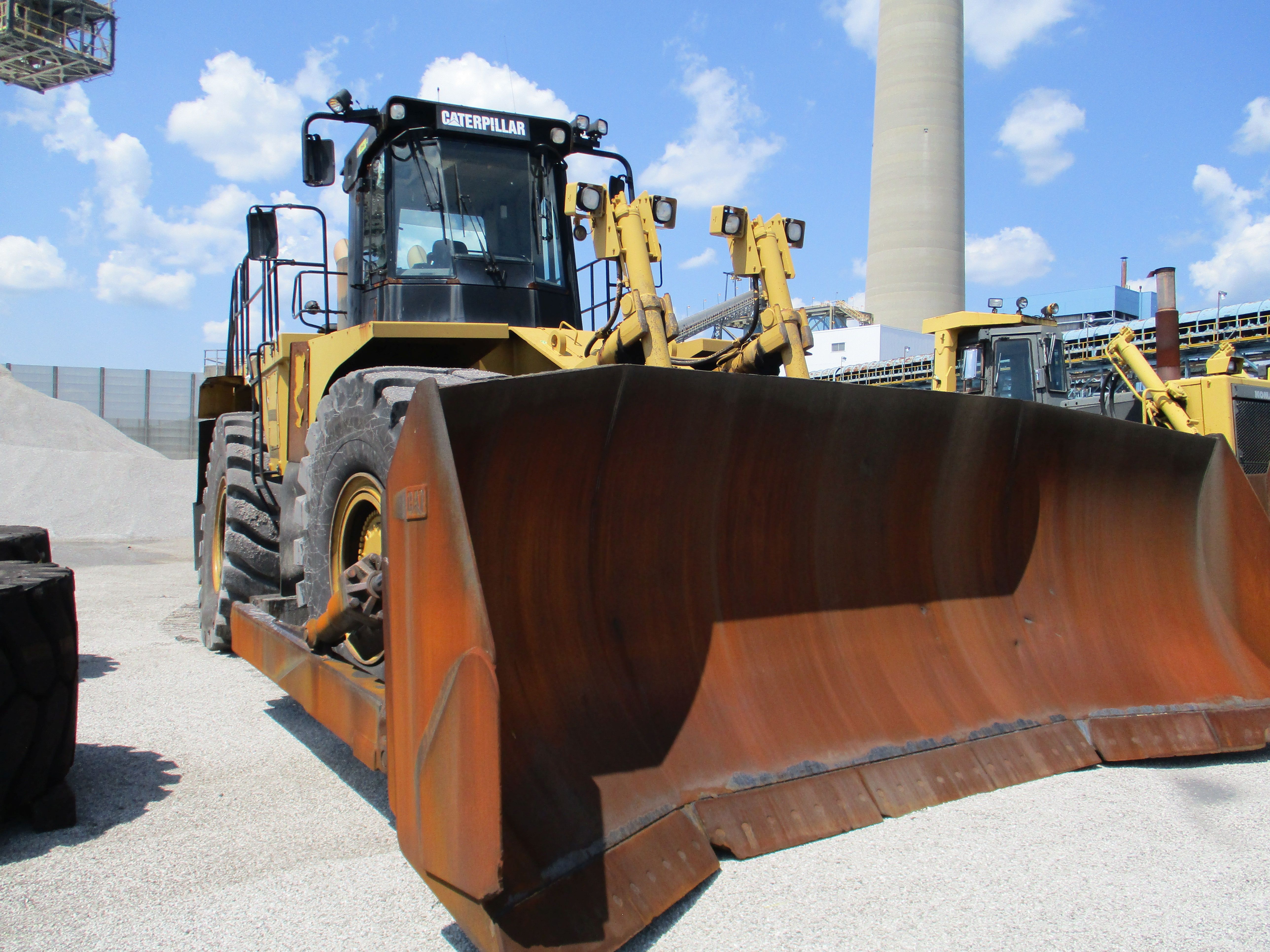 CATERPILLAR MODEL 844H 4WHEEL DRIVE ARTICULATING RUBBER TIRE DOZER; S/N CAT0844HKBTW00177, 45/65