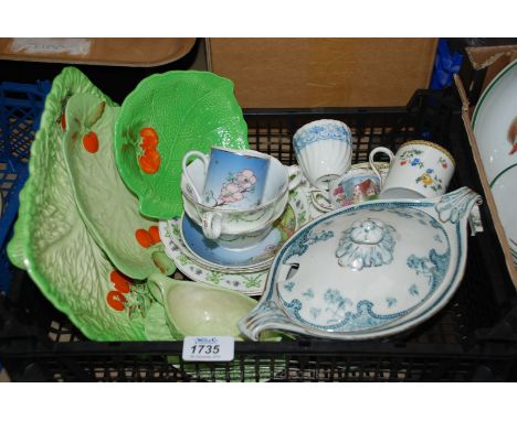 A quantity of Cabinet Cups and saucers by Aynsley, Carltonware Sauce Bowl and stand, Beswick Fruit Bowl, Carlton Fruit Dish, 