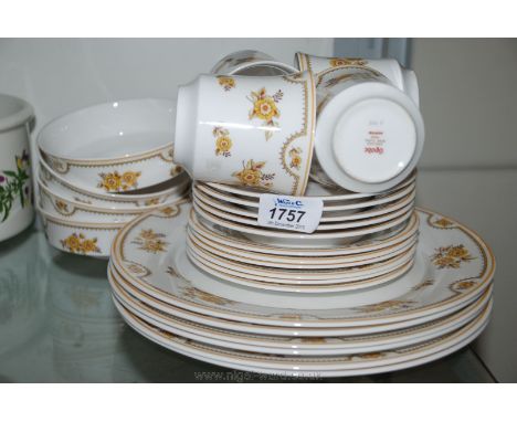A quantity of Spode 'Austen' Dinner and tea ware including six dinner plates, seven soup bowls and six saucers, four cups and