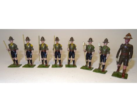 Britains set 161, Boy Scouts with Scoutmaster and two Patrol Leaders SECOND VERSION with reduced number of figures in set to 