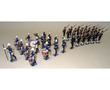 Replica Drum and Bugle Corps of the Royal Marines twenty Royal Navy marching at the slope with Officer WELL DETAILED (Conditi
