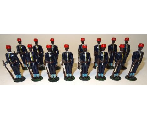 Britains two sets 117, Egyptian Infantry FIRST VERSION round bases, at attention  (Condition Good, repainted, one man missing