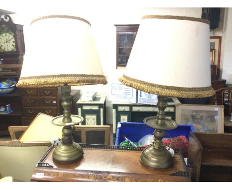 A pair of brass table lamps, approx height 72cm. Shipping category D.- NO RESERVE