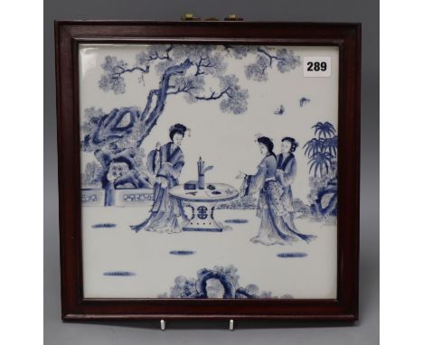 A Chinese blue and white porcelain plaque, framed Diameter 29cm