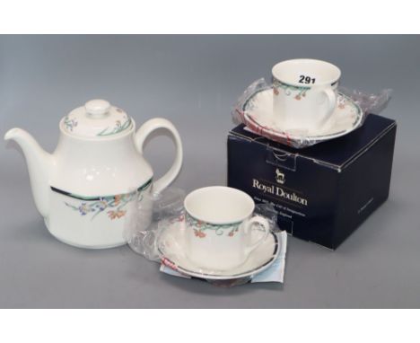 A Royal Doulton 'Juno' pattern tea service (setting for eight), mint and boxed