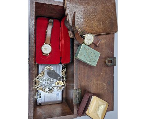 A 9ct gold gents Smiths De Luxe presentation wristwatch on a leather strap, an Alpen gents wristwatch, a 375 stamped assessed