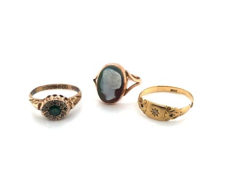 An antique portrait cameo ring set in 9ct hallmarked gold dated Chester, 1920, ring size  N, a 1905 9ct hallmarked gold and g