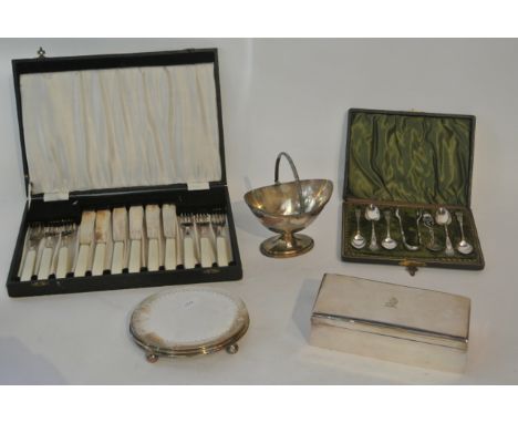 A silver plated cigarette box, cased fish cutlery, a pedestal bowl of oval form by Walker & Hall of Sheffield, etc