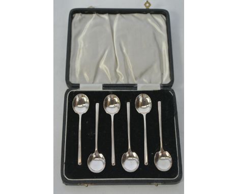 A cased set of six Victorian silver egg spoons, William Suckling Ltd, Birmingham, 1860, 41.2g in total