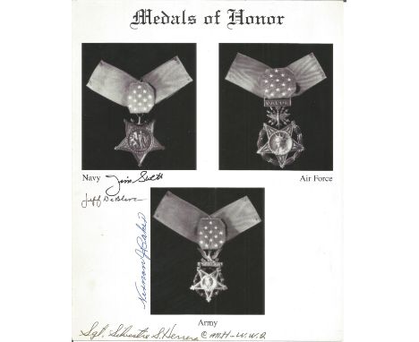 WW2 USA Medal of Honour Jim Swett, Jeff DeBlanc, Vernon Baker &amp; Silvestre Herrera signed black and white photograph of th