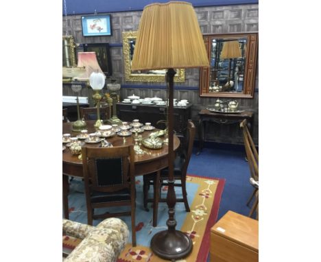 MAHOGANY FLOOR LAMP