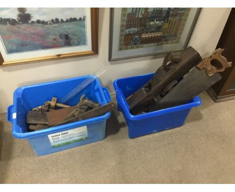 COLLECTION OF WOODWORKERS HAND TOOLS, including jack and other planes, saws and marking gauges