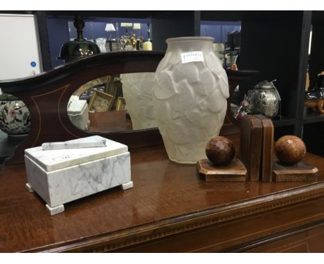 PAIR OF GOLF BALL MOTIF BOOKENDS, 10cm high, along with a hardstone trinket box and a leaf motif opaque glass vase, 24cm high