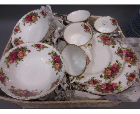 Royal Albert Old Country Rose pattern tea and dinner service 