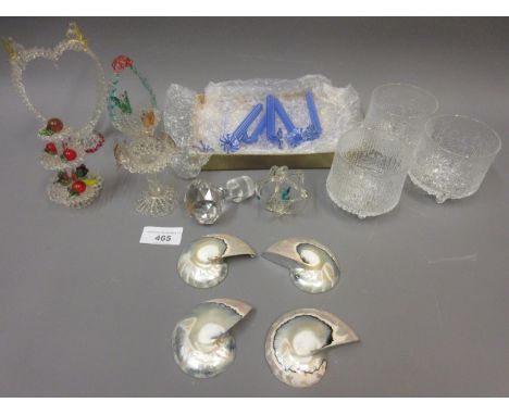 Box containing a quantity of various glass figures including a quantity of Bimini flower table knife rests 