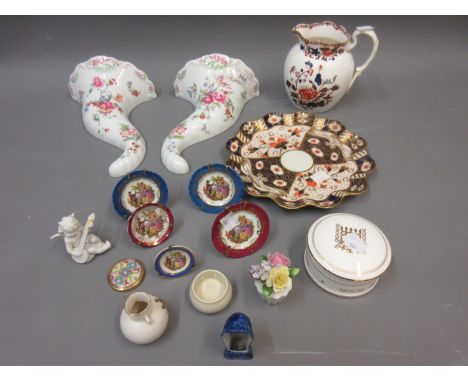 Pair of modern Royal Worcester cornucopia wall pockets and a small quantity of other porcelain 