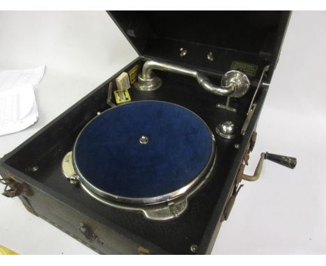 Table model wind-up gramophone together with an early 20th Century Royal typewriter in original fitted case 