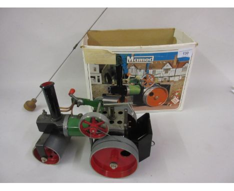 Mamod live steam model traction engine 