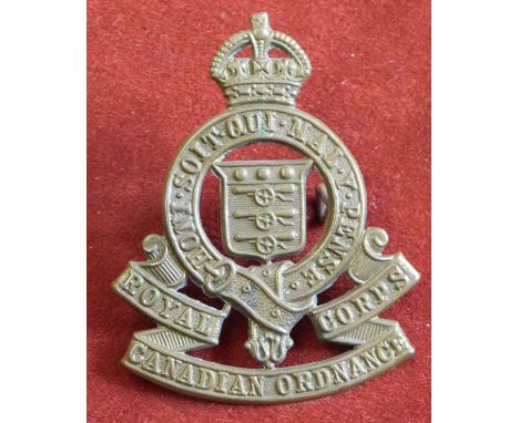 British Commonwealth WWII Royal Canadian Ordnance Corps, gilding metal with lugs