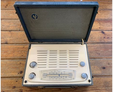 VINTAGE 'ATTACHE CASE' RADIO. A British Vidor 'Attaché Case' Radio model CN426 dating from 1953. Four-valve radio with a crea