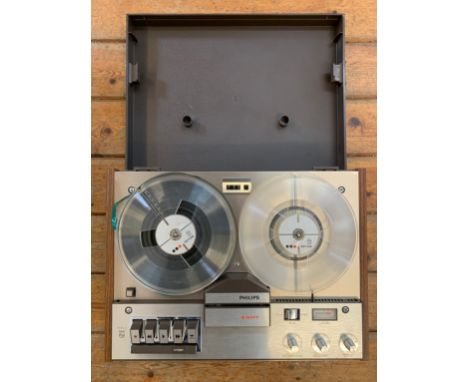 Philips Reel-To-Reel Tape Recorder. A 1960s Philips Maestro 4307 model 4-track reel-to-reel tape recorder with lid.  Permanen