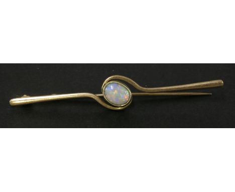 A gold single stone semi-black opal bar brooch, 3.20g (damaged)