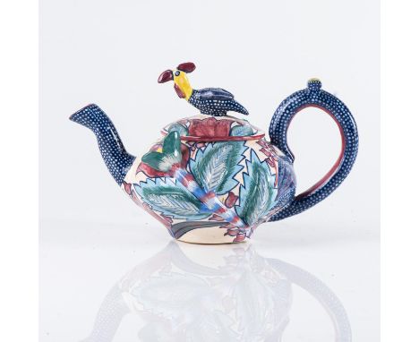 Made by Miyyiem, painted by Hiengiwe, the body and cover painted and applied with abstract floral and leaf motif, the cover w