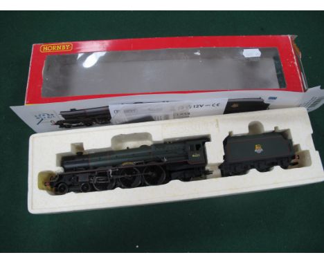 A Hornby "OO" Gauge #R2616 Princess Royal Class 4-6-2 Locomotive and Tender, R/No 46211, 'Queen Maud', BR green, DCC ready, b
