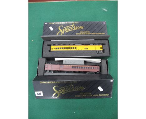 Two Bachmann Spectrum "HO" Gauge U.S.A Outline Boxed E.M.C Gas Electric "Doodlebugs", Ref No 81405 "Union Pacific", very good