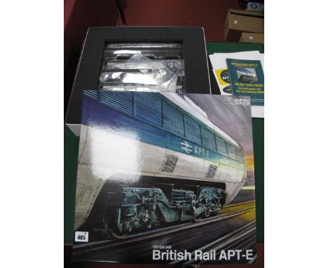 A Rapido Trains UK "OO" Gauge #924001 British Rail APT-E Four Car Tilting Train Pack, (two power cars and two trailer cars), 