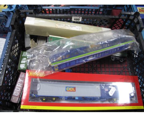 Twelve "OO"Gauge/4mm Items of Triang/Hornby Unboxed Rolling Stock, plus a boxed Ref R6794 Tiphook container flat,A Triang Sou