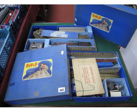 Two Hornby Dublo "OO"Gauge/4MM Three Rail Train Set, Boxed, Ref No ED97 containing 0-6-2 Class N2 steam tank locomotive LNER 