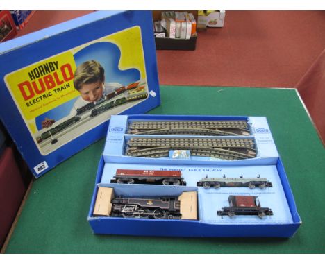 A Hornby Dublo "OO"Gauge/4mm Ref No EDC18 Tank Goods Train Set, comprising three rail 2-6-4 std tank steam locomotive BR blac