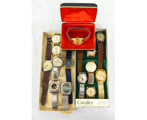 COLLECTION OF VINTAGE GENTLEMEN'S WRISTWATCHESincluding Caravelle (Division of Bulova) with box, Excalibur, Waldman Calendar 