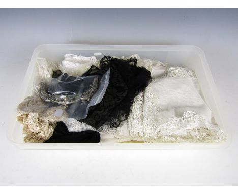 A quantity of lace and textiles