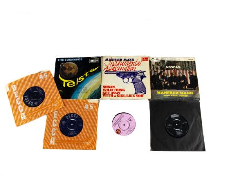 Sixties EPs / 7" Singles, approximately two hundred singles and EPs of mainly Sixties artists including Rolling Stones, Beatl