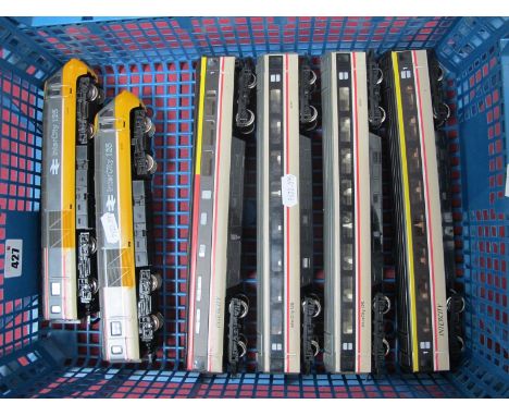 A Hornby 'OO' Gauge/4mm Class 43 Inter City 125 Power Car and Dummy, R/No's 43125 and 43126, plus four MK3 coaches, good, unt