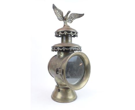 Interesting 19thC Brass Carriage lamp with surmounted Eagle, 39 cm in Height 