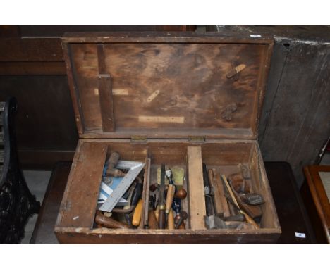 A vintage joiners toolbox and contents