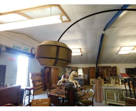 GOOD QUALITY MODERN LARGE READING LAMP AND SHADE    