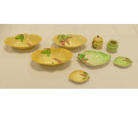 A collection of Carltonware items to include Australian Foxglove pattern oval bowls, preserve pot, dishes etc (8) 